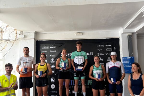 Éxito rotundo del Triatlón Health and Mind de Oliva, con récord de participación y alto nivel deportivo