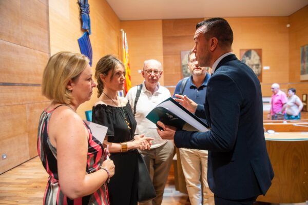 Las asociaciones de víctimas de la DANA piden en la Diputació mayor coordinación entre instituciones en las labores de reconstrucción
