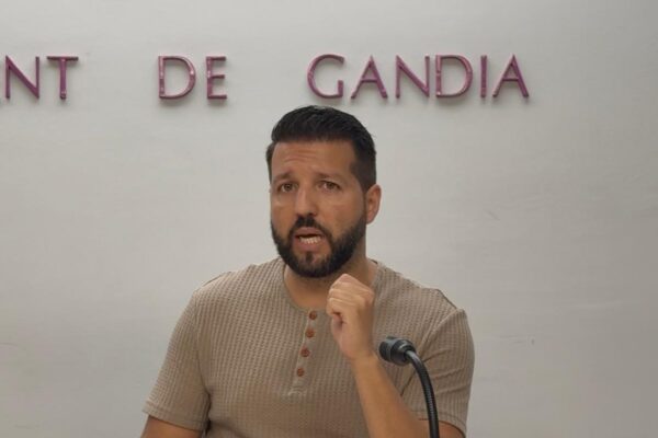 Grave falta de efectivos policiales en Gandia durante la noche del sábado